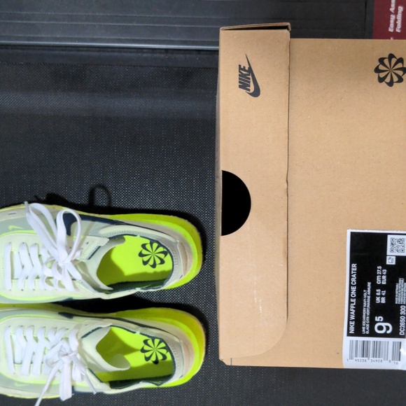 Nike Waffle One Crater - Picture 8 of 8